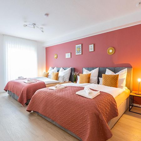 Golden Design Apartment Familie Business 6 Pers Buero Fitnessecke Naehe Messe Dus 1000 Mbit Duisburg Kültér fotó