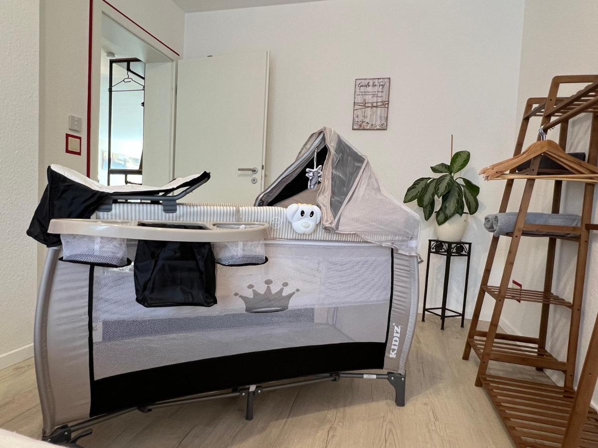 Golden Design Apartment Familie Business 6 Pers Buero Fitnessecke Naehe Messe Dus 1000 Mbit Duisburg Kültér fotó