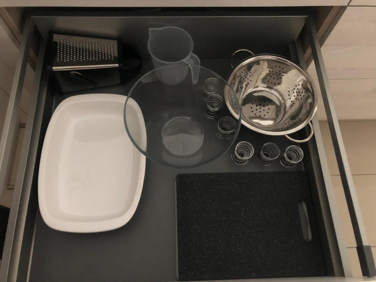 Golden Design Apartment Familie Business 6 Pers Buero Fitnessecke Naehe Messe Dus 1000 Mbit Duisburg Kültér fotó