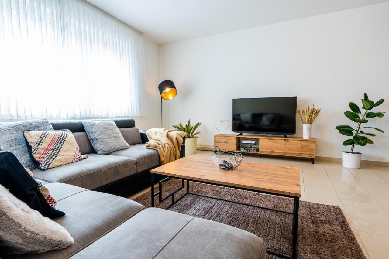 Golden Design Apartment Familie Business 6 Pers Buero Fitnessecke Naehe Messe Dus 1000 Mbit Duisburg Kültér fotó