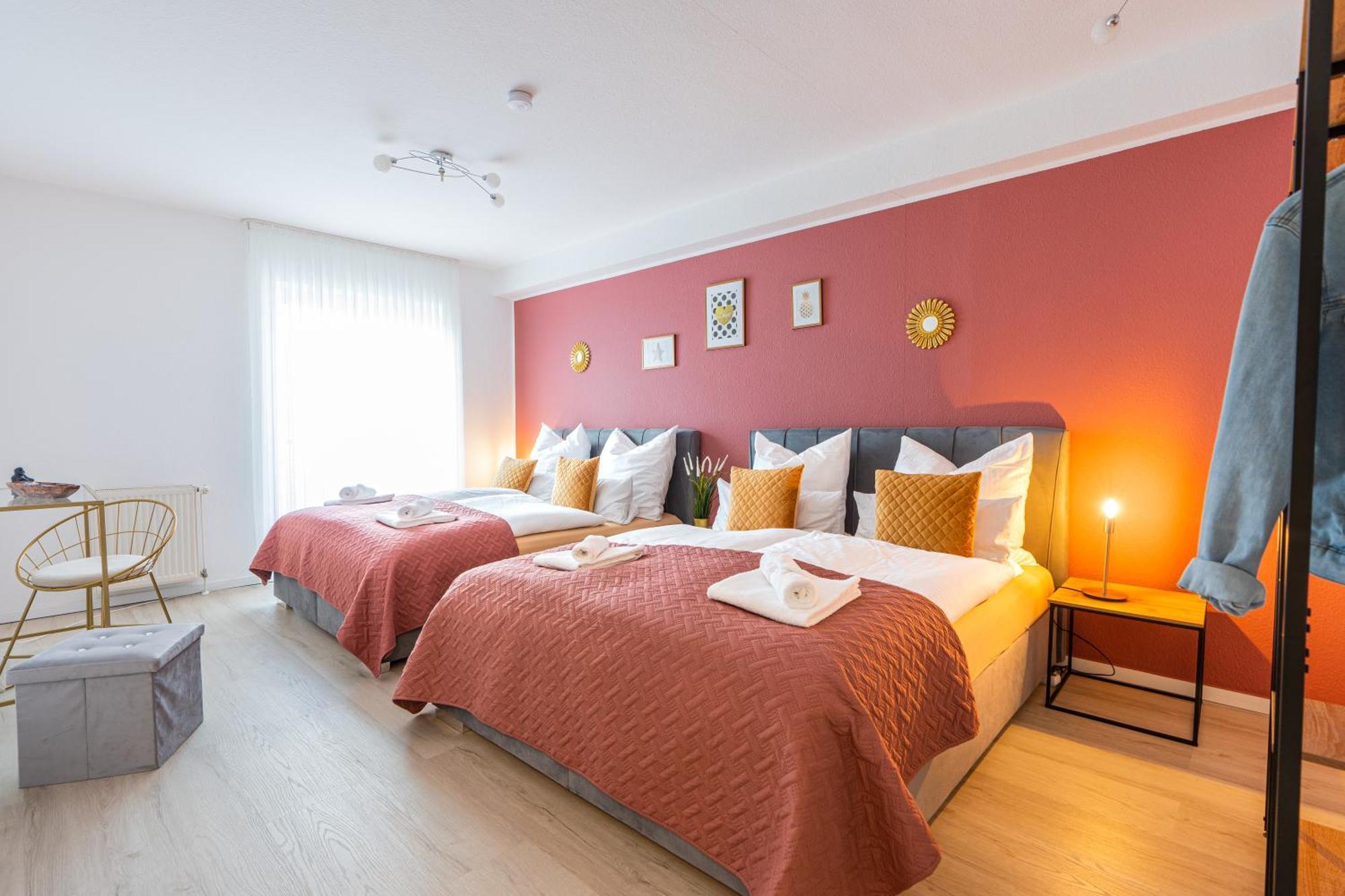Golden Design Apartment Familie Business 6 Pers Buero Fitnessecke Naehe Messe Dus 1000 Mbit Duisburg Kültér fotó
